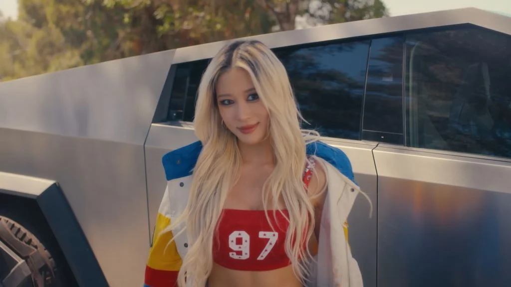 [Dayoung] 'body' MV Explained: A Nine-Year Metamorphosis into a Solo Rockstar 썸네일