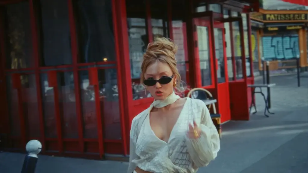 [HWASA] 'I Love My Body' Explained: An Anthem of Unapologetic Self-Love 썸네일