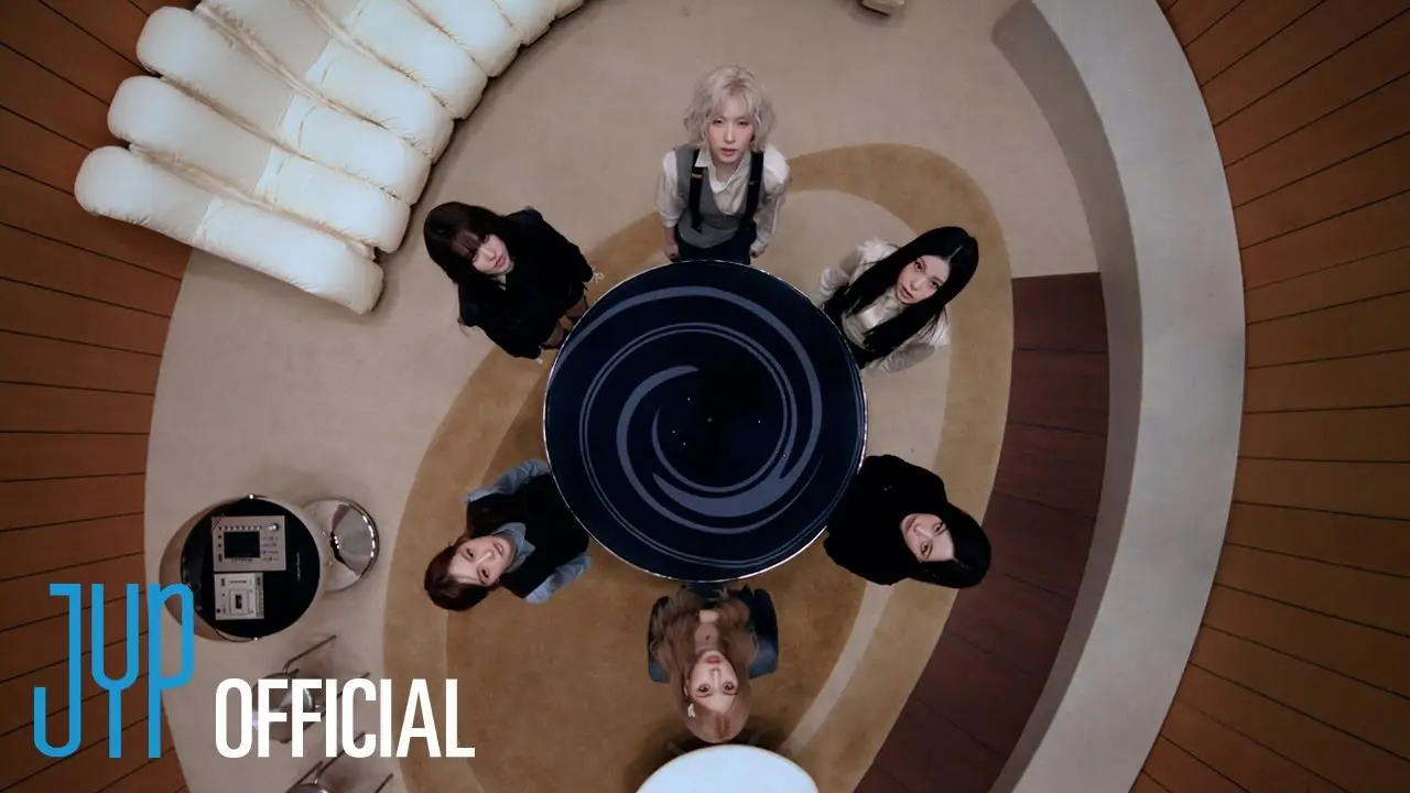 [NMIXX] - 'KNOW ABOUT ME' MV Explained (Lore & Lyrics Meaning) 썸네일