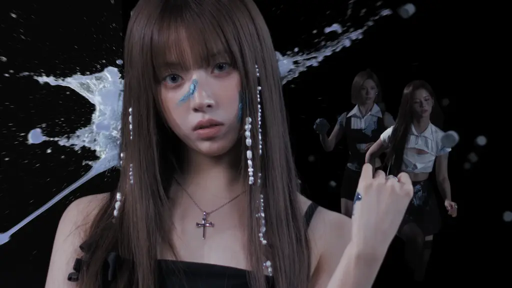 NMIXX's 'SPINNIN' ON IT' Explained: A Chaotic Dive into Love and Hate 썸네일